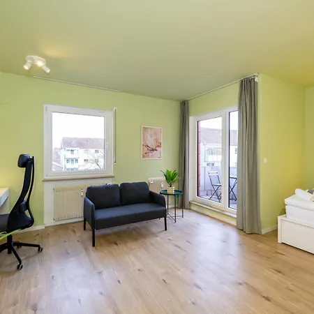 Ruhiges Mit Stellplatz Nahe Innenstadt & Main Wurtzbourg